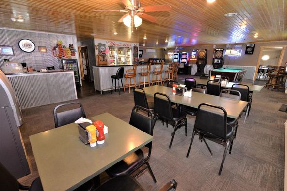 Toronto Café and Lounge: 485 Main Ave, Toronto, SD 57268
